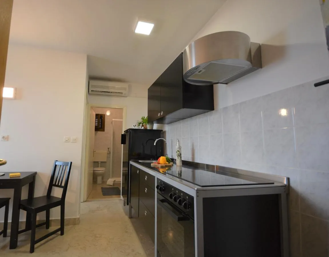 Apartments Near The Beach, With Terraces And Seaview At House B. Moscenicka Draga