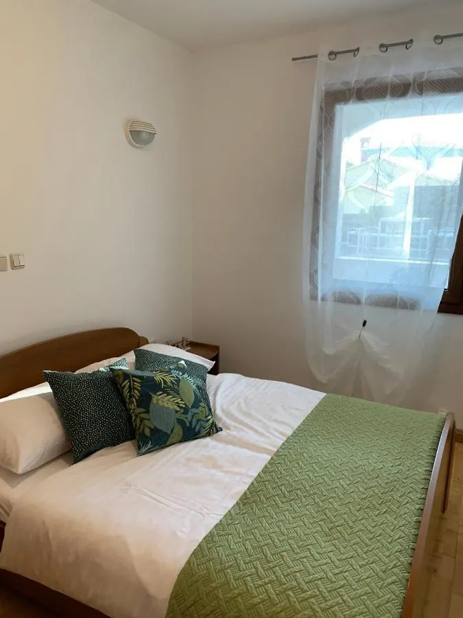 Apartments Near The Beach, With Terraces And Seaview At House B. Mošćenička Draga